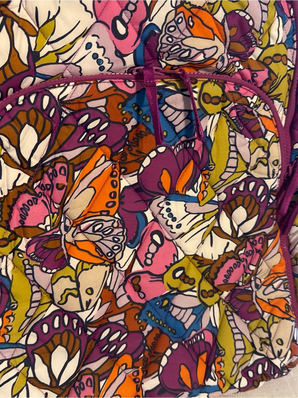 Vera Bradley west over hybrid back back I. Flutter 13x18 - Picture 3 of 8